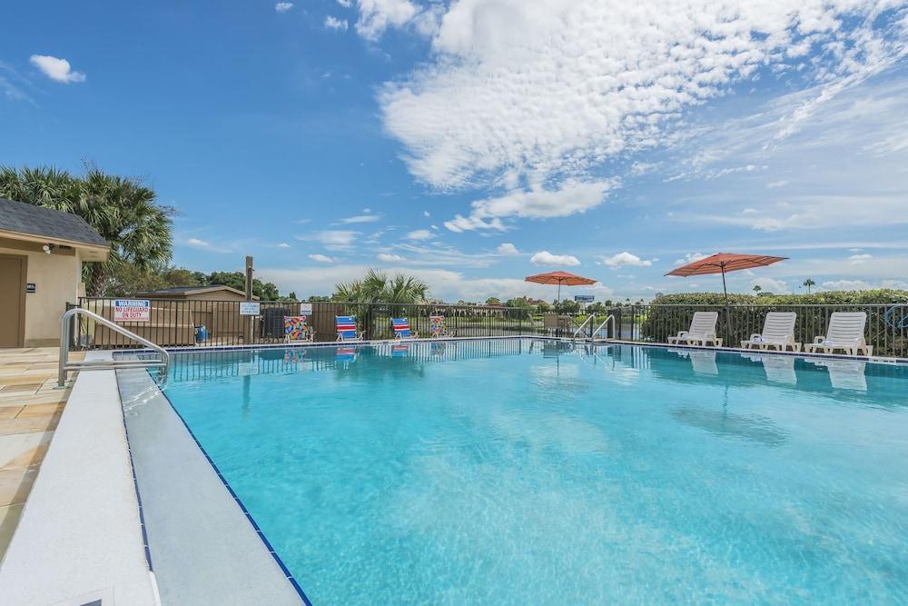 Quality Inn & Suites Kissimmee By The Lake Four Corners Екстер'єр фото