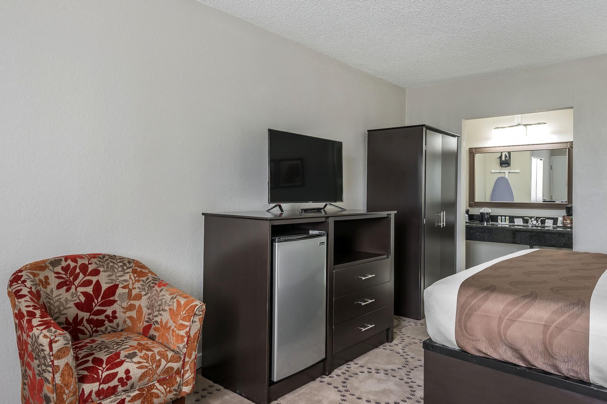 Quality Inn & Suites Kissimmee By The Lake Four Corners Екстер'єр фото